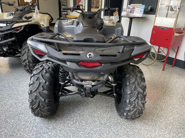 Image of Can-Am Outlander DPS 500 equipment image 3