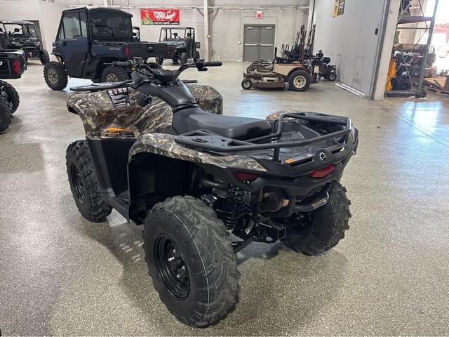 Image of Can-Am Outlander DPS 700 equipment image 2