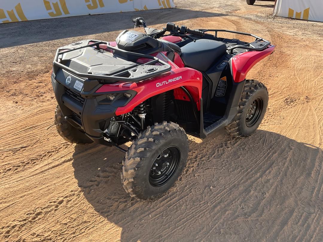 Image of Can-Am Outlander Primary image