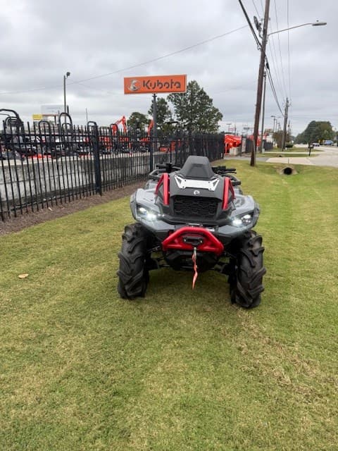 Image of Can-Am Outlander 850 equipment image 3