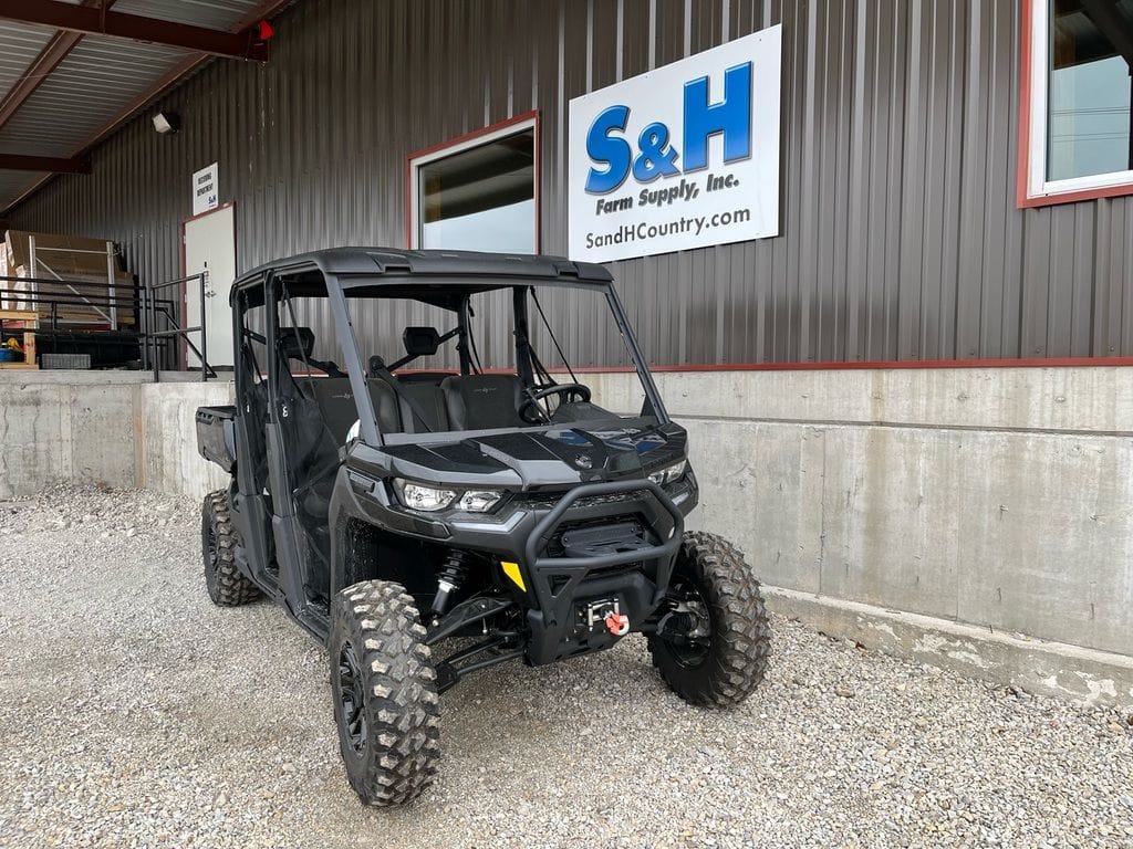 2025 Can-Am Defender MAX Lone Star HD10 Equipment Image0