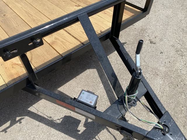 Image of C&M 82x20 equipment image 3