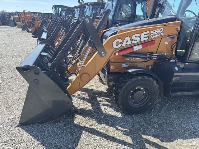 Image of Case 580 Super N equipment image 3