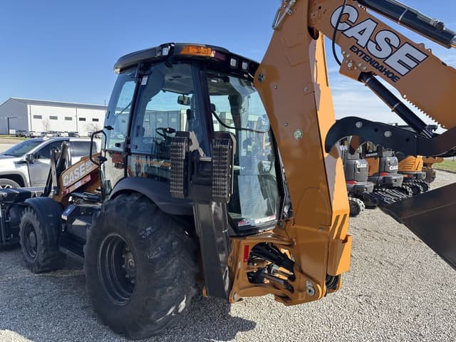 Image of Case 590 Super N equipment image 3