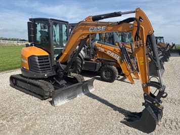 Main image Case CX42D