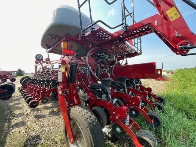 Image of Case IH 2150 equipment image 4