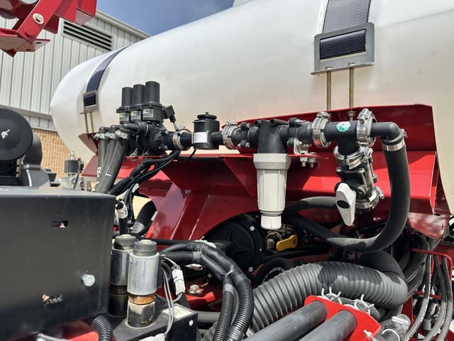 Image of Case IH 2150 equipment image 4