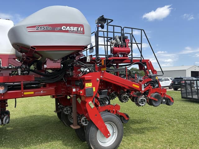 Image of Case IH 2150 equipment image 4