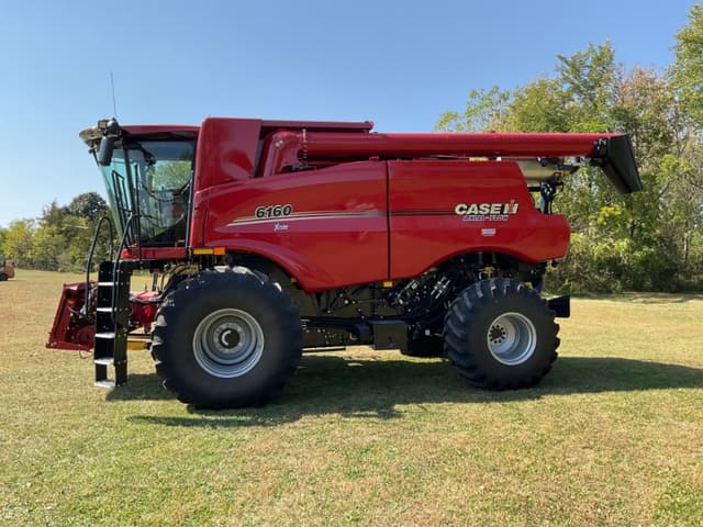 Image of Case IH 6160 equipment image 1
