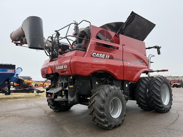 Image of Case IH 7260 equipment image 3