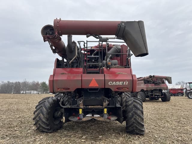 Image of Case IH 8250 equipment image 3