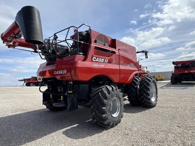 Image of Case IH 8250 equipment image 2
