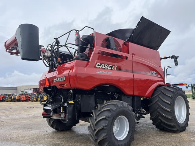 Image of Case IH 8260 equipment image 3