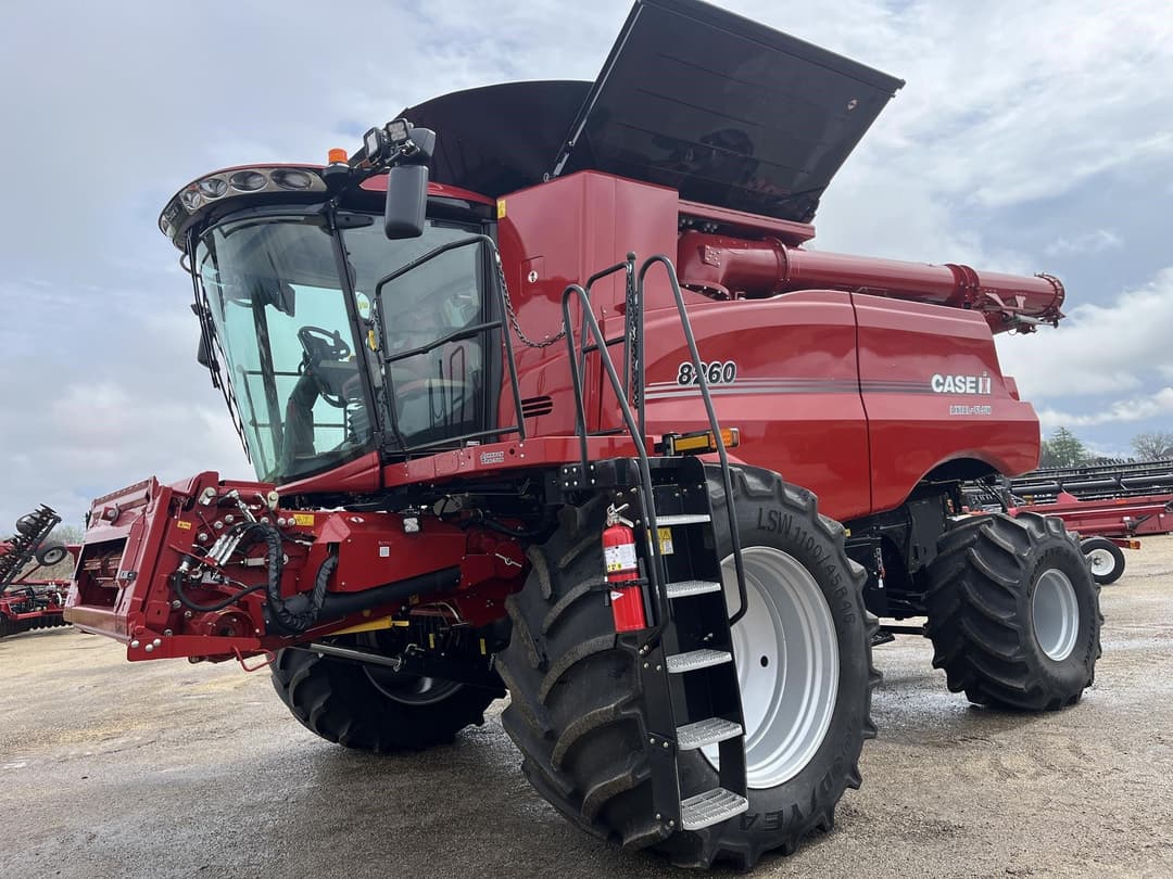 Image of Case IH 8260 Primary image