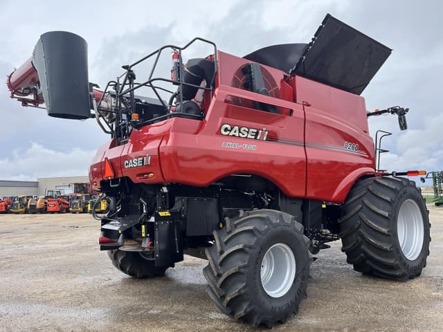 Image of Case IH 8260 equipment image 4