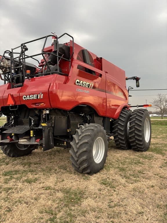 Image of Case IH 8260 equipment image 2