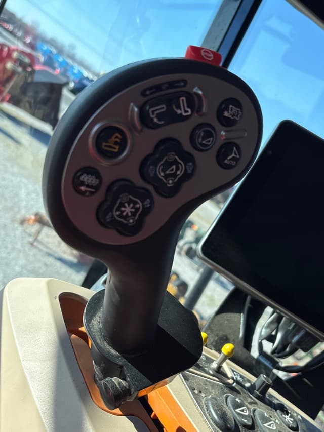 Image of Case IH 8260 equipment image 2