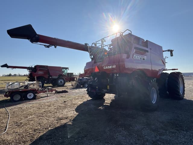Image of Case IH 8260 equipment image 2
