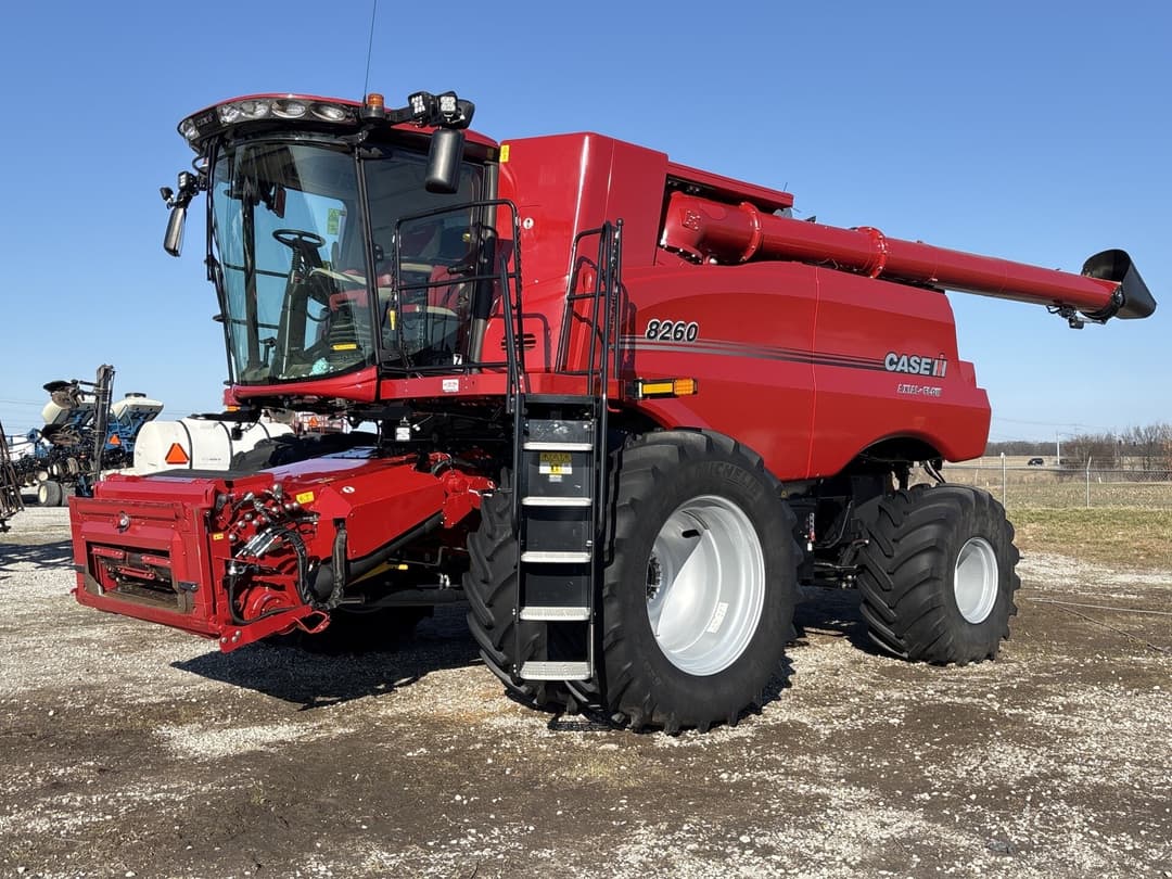 Image of Case IH 8260 Primary image