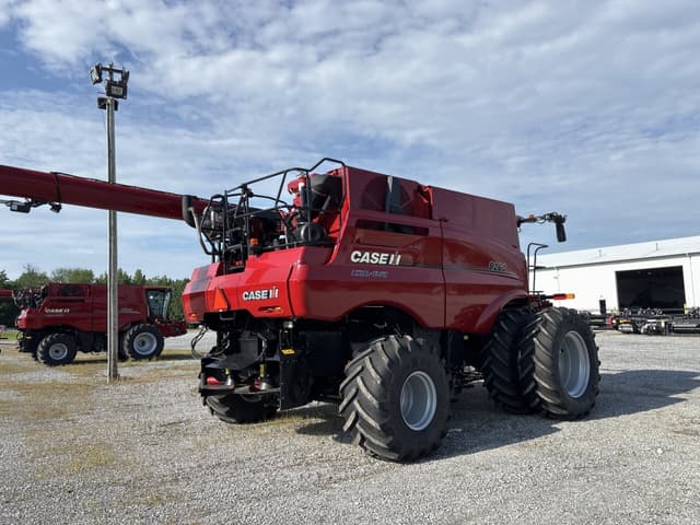 Image of Case IH 8260 equipment image 3