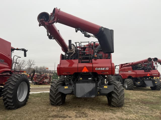 Image of Case IH 8260 equipment image 2