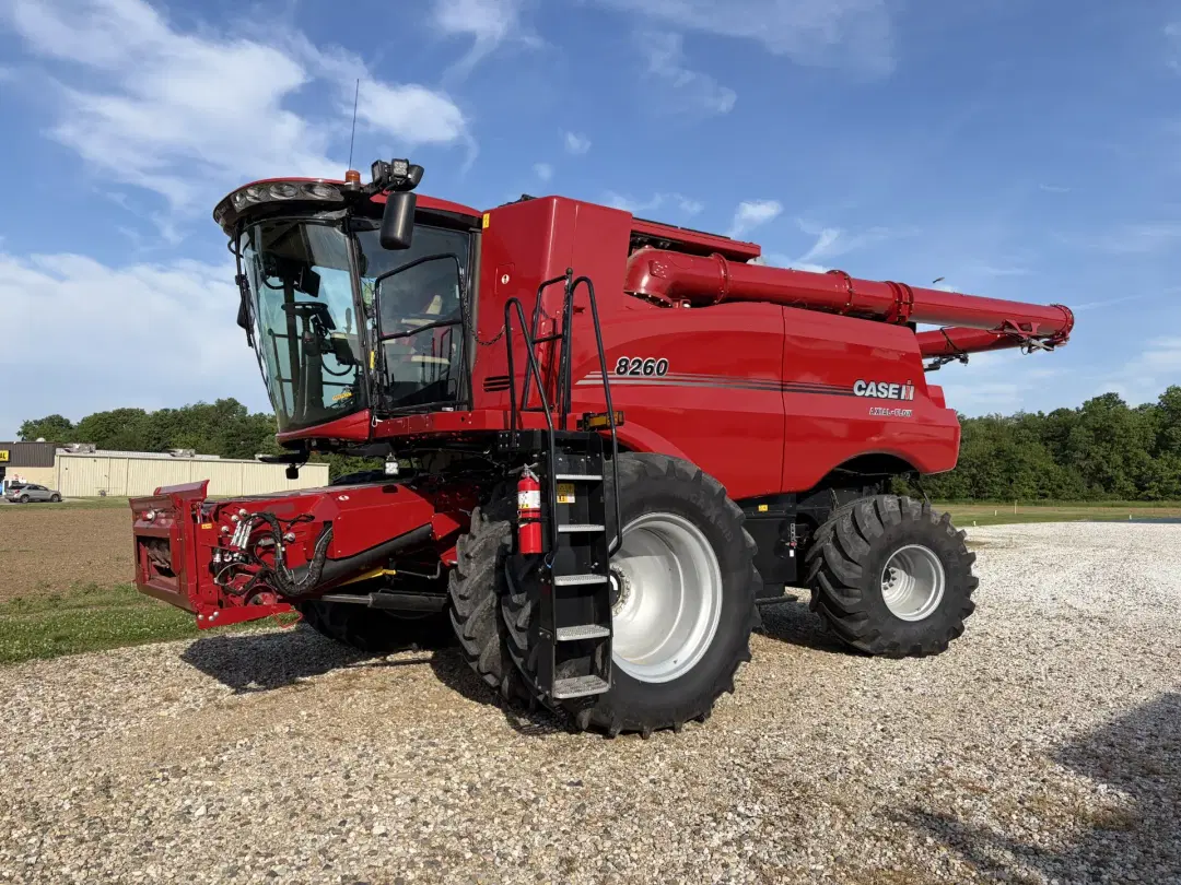 Image of Case IH 8260 Primary image