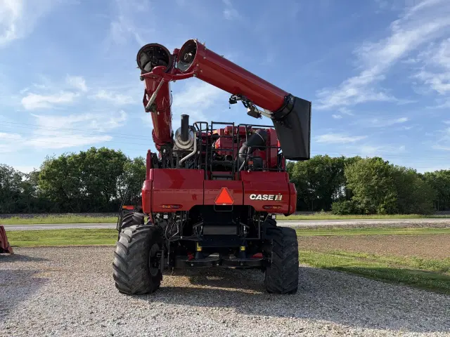 Image of Case IH 8260 equipment image 3