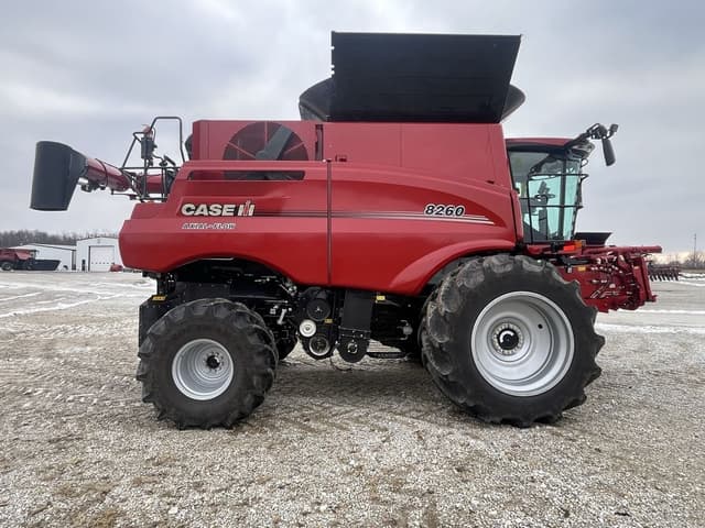 Image of Case IH 8260 equipment image 4