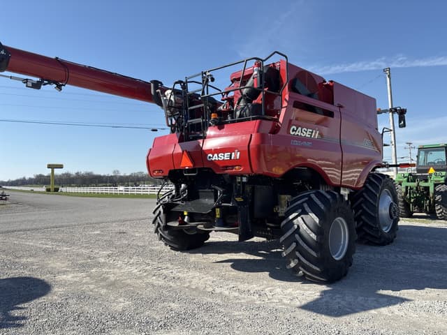 Image of Case IH 8260 equipment image 2