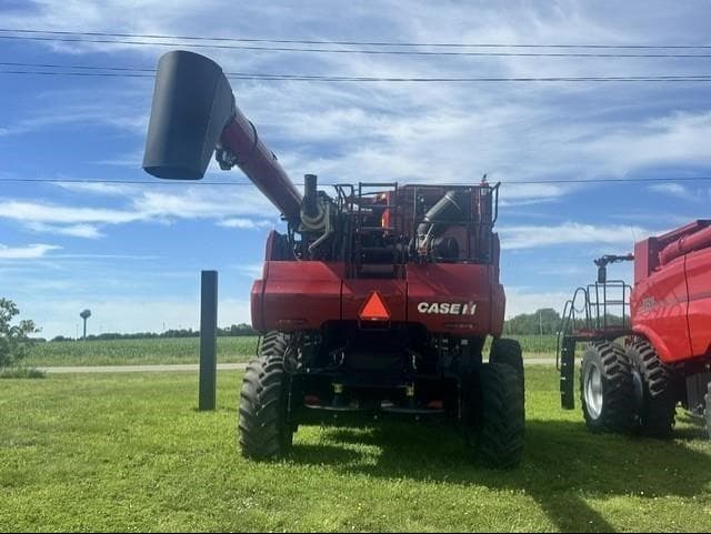 Image of Case IH 8260 equipment image 2
