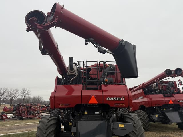 Image of Case IH 8260 equipment image 4