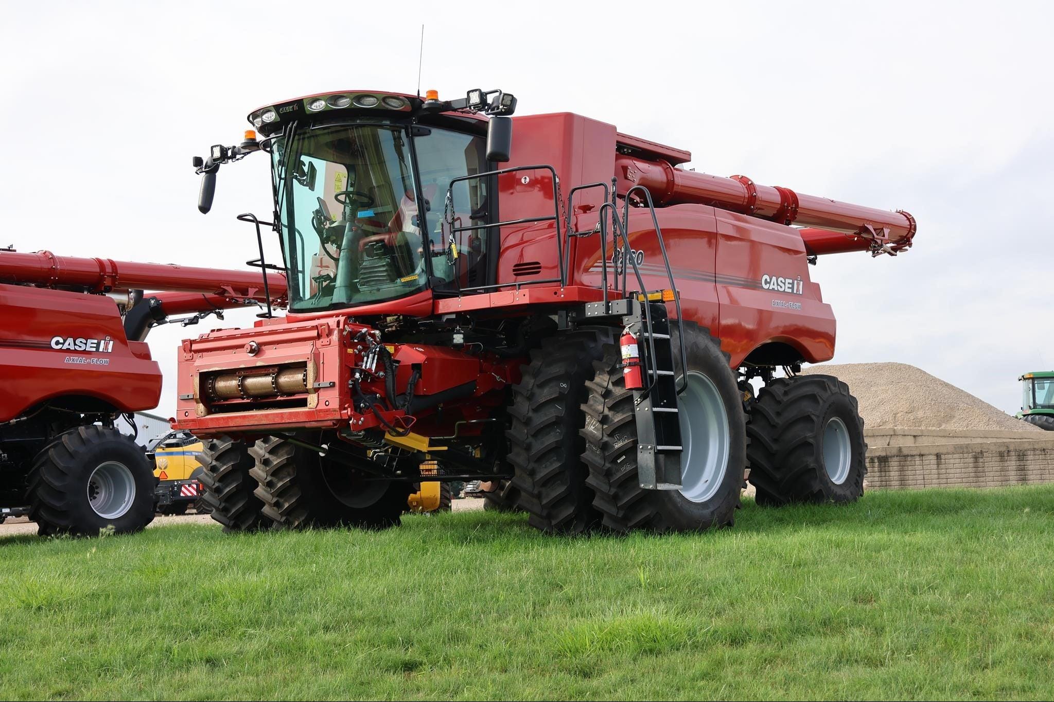 2025 Case IH 8260 Equipment Image0