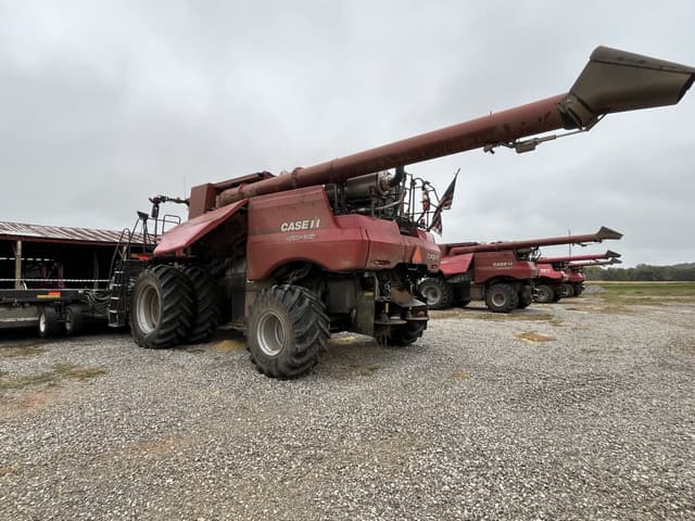 Image of Case IH 8260 equipment image 4