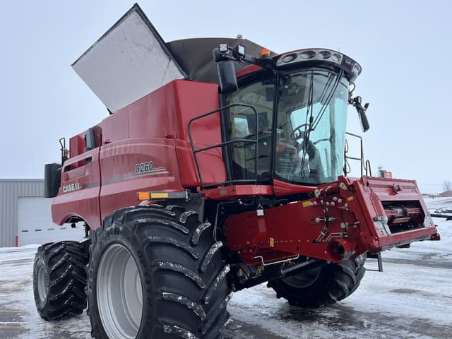 Image of Case IH 8260 equipment image 2