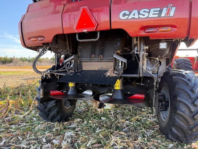 Image of Case IH 8260 equipment image 3