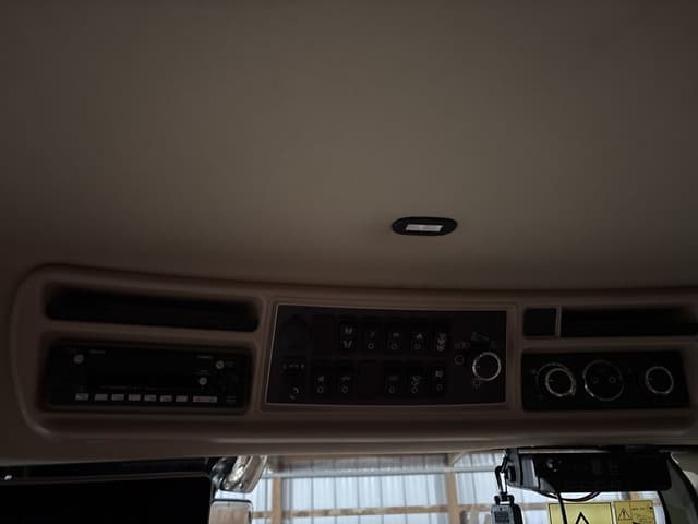 Image of Case IH 8260 equipment image 4