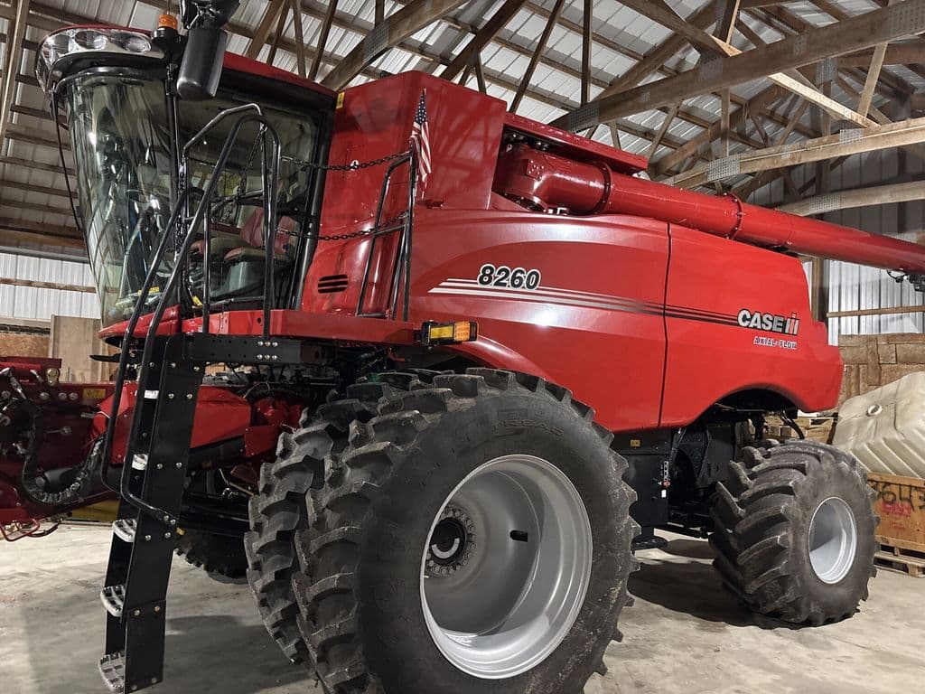 Image of Case IH 8260 Primary image