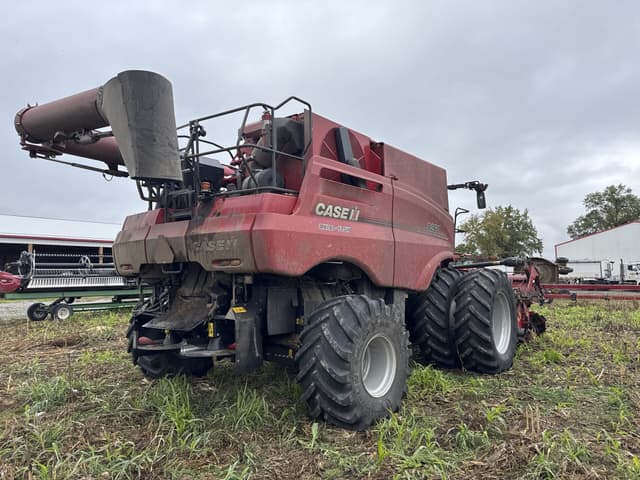 Image of Case IH 8260 equipment image 2