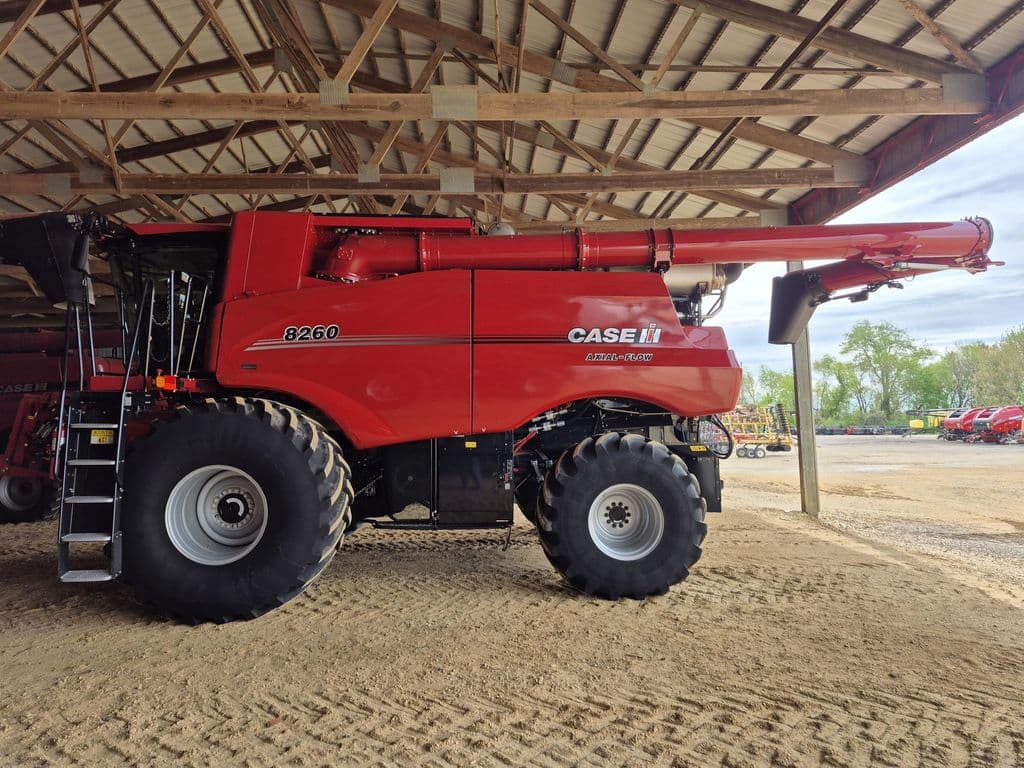 Image of Case IH 8260 Primary image