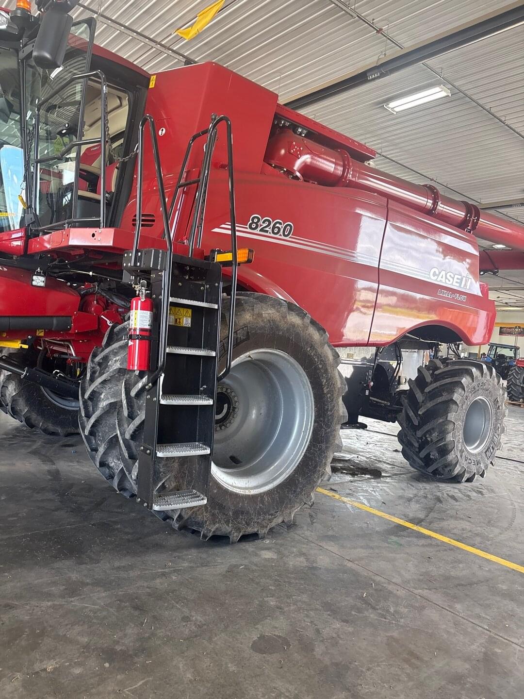 Image of Case IH 8260 Primary image