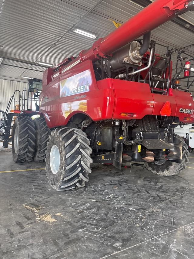 Image of Case IH 8260 equipment image 4