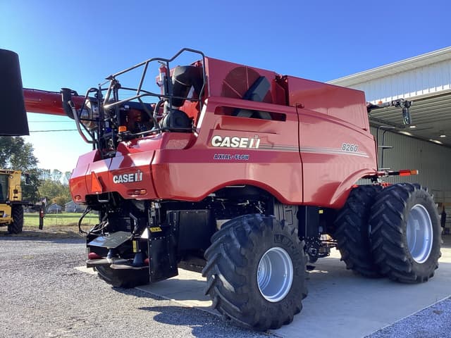 Image of Case IH 8260 equipment image 2