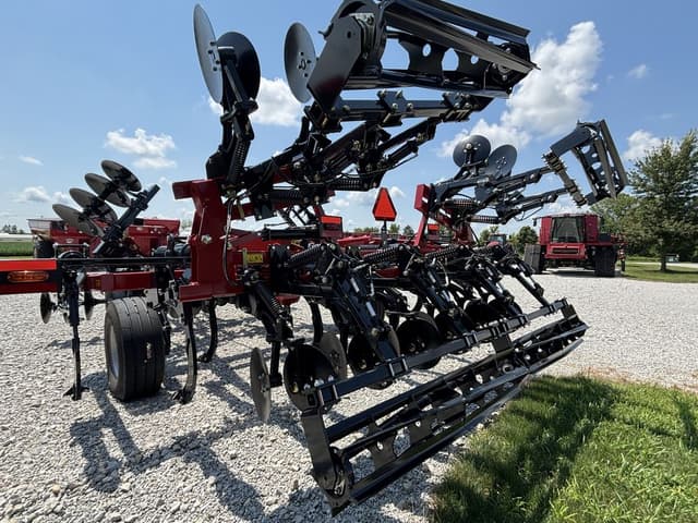 Image of Case IH Ecolo-Tiger 875 equipment image 3