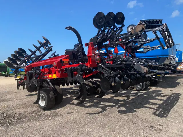 Image of Case IH Ecolo-Tiger 875 equipment image 3