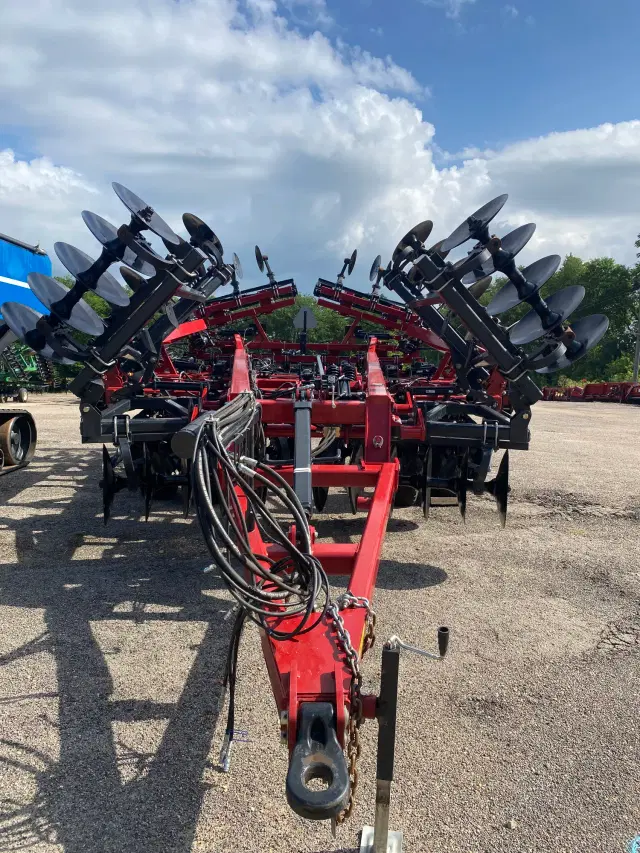 Image of Case IH Ecolo-Tiger 875 equipment image 2