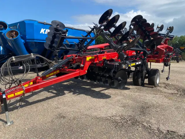 Image of Case IH Ecolo-Tiger 875 equipment image 1