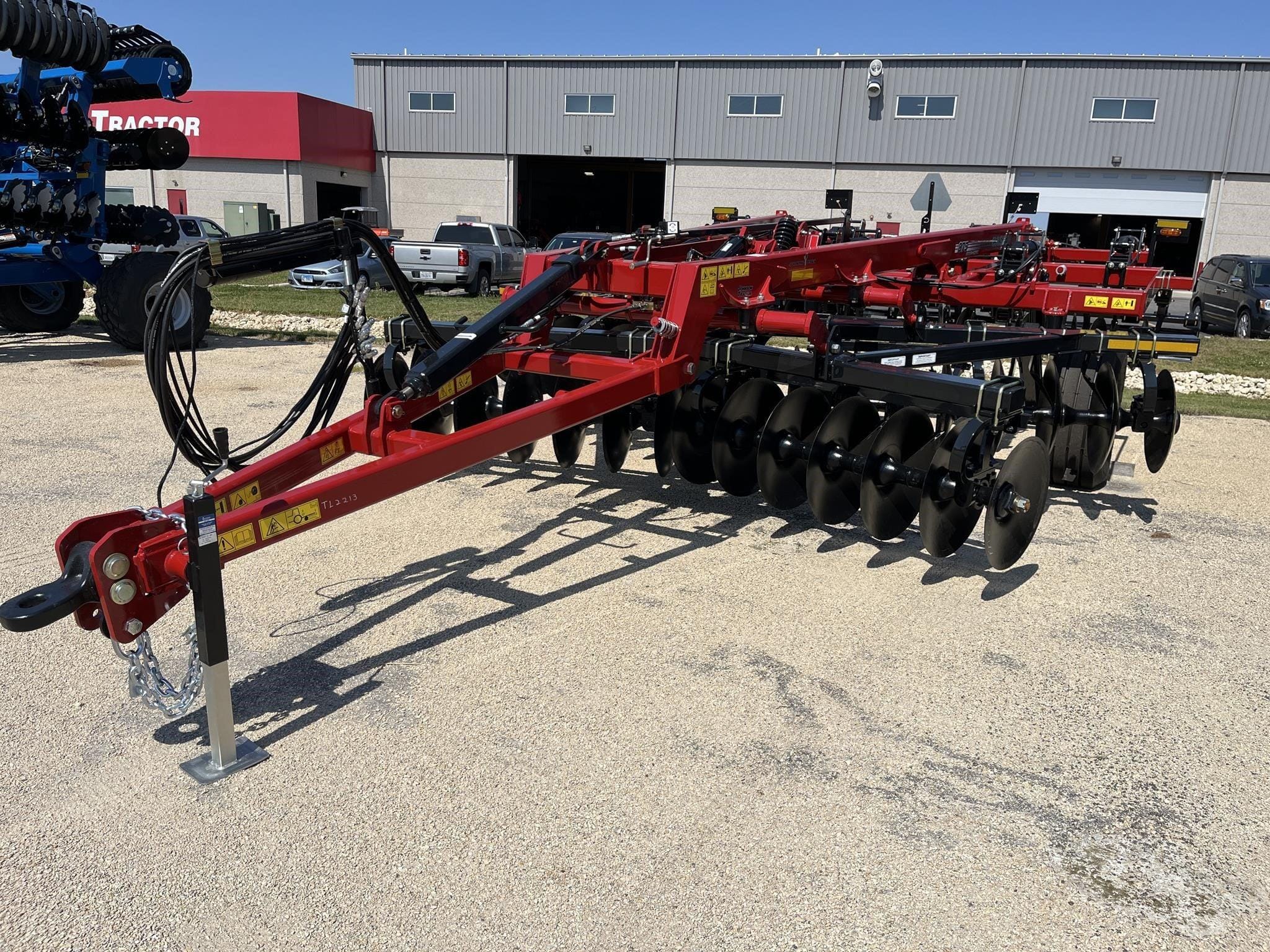 2025 Case IH Ecolo-Tiger 875 Equipment Image0