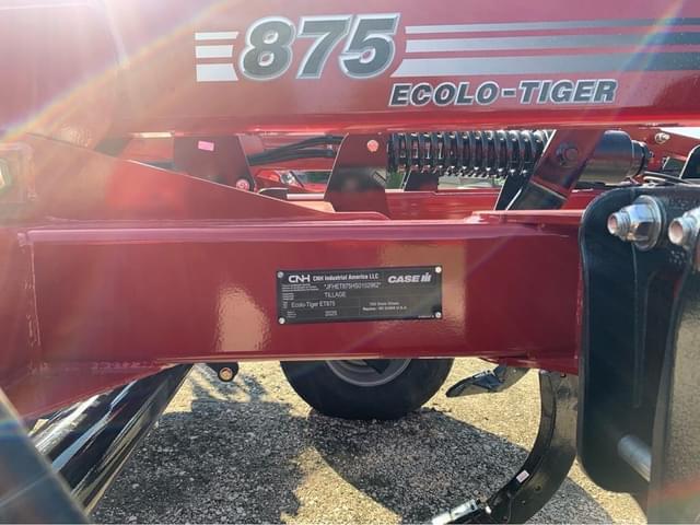 Image of Case IH Ecolo-Tiger 875 equipment image 2