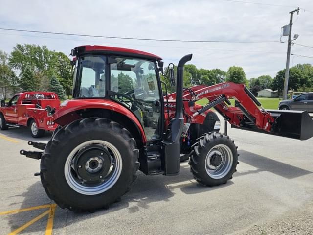 Image of Case IH Farmall 100C equipment image 3