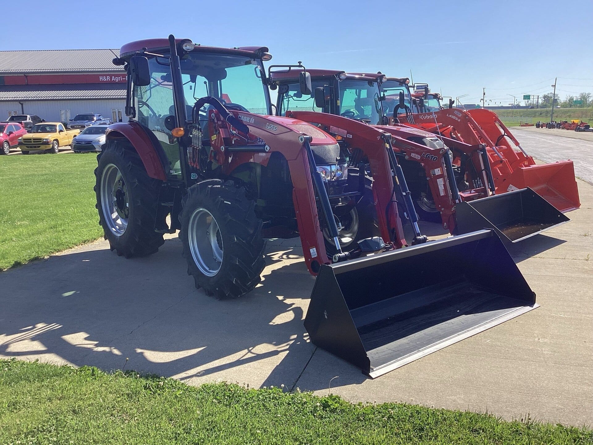 2025 Case IH Farmall 115A Image